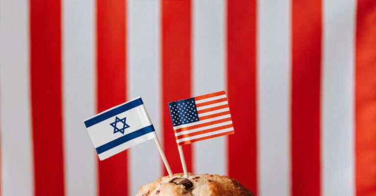 International Partnership - Tasty muffin with national flags of USA and Israel